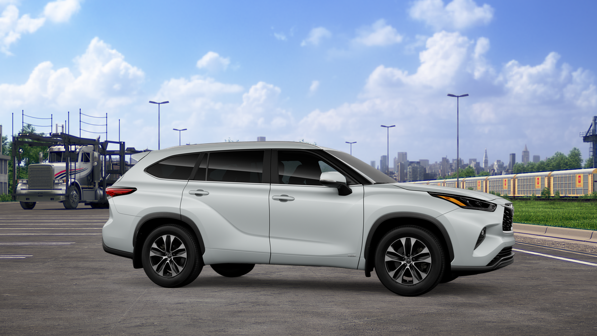 2026 Toyota Highlander Hybrid XLE