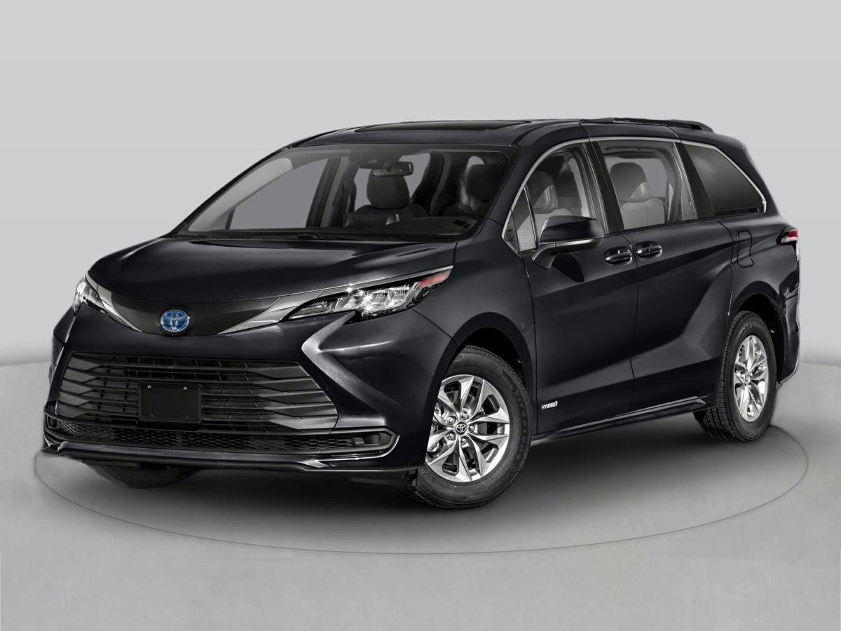 2026 Toyota Sienna XLE 8-Passenger Hybrid FWD's photo