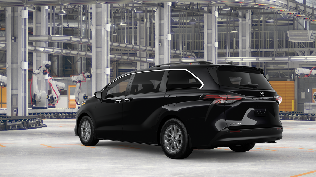 2026 Toyota Sienna XLE