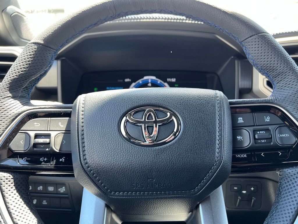 2026 Toyota Tundra i-FORCE MAX Tundra Platinum
