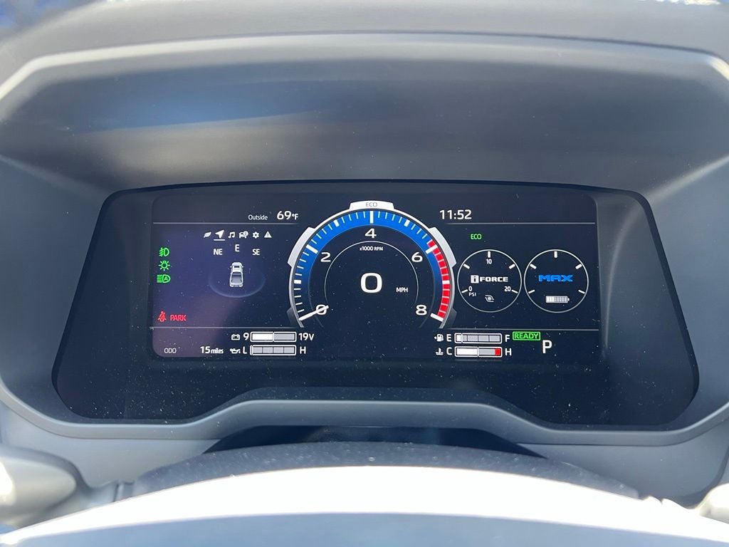 2026 Toyota Tundra i-FORCE MAX Tundra Platinum