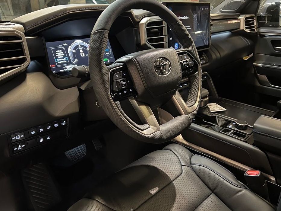 2026 Toyota Tundra i-FORCE MAX Tundra Platinum