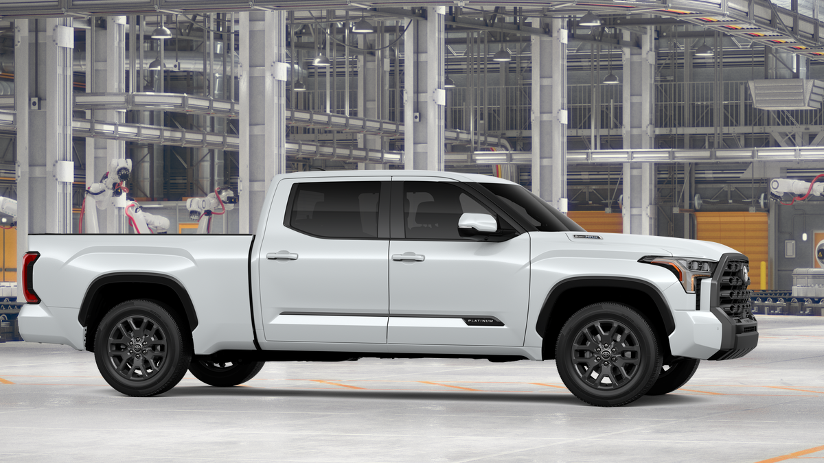 2026 Toyota Tundra i-FORCE MAX Tundra Platinum