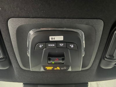 2026 Toyota Corolla Cross Hybrid SE