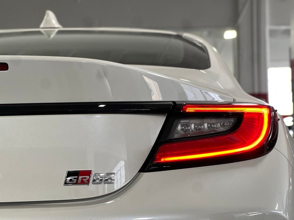 2026 Toyota GR86 AT