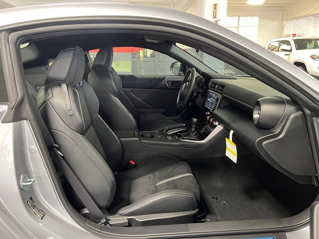 2026 Toyota GR86 Premium AT