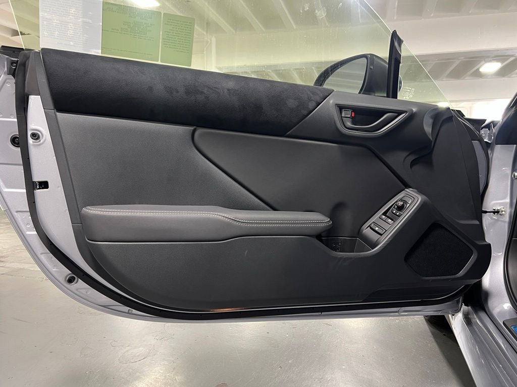 2026 Toyota GR86 Premium AT