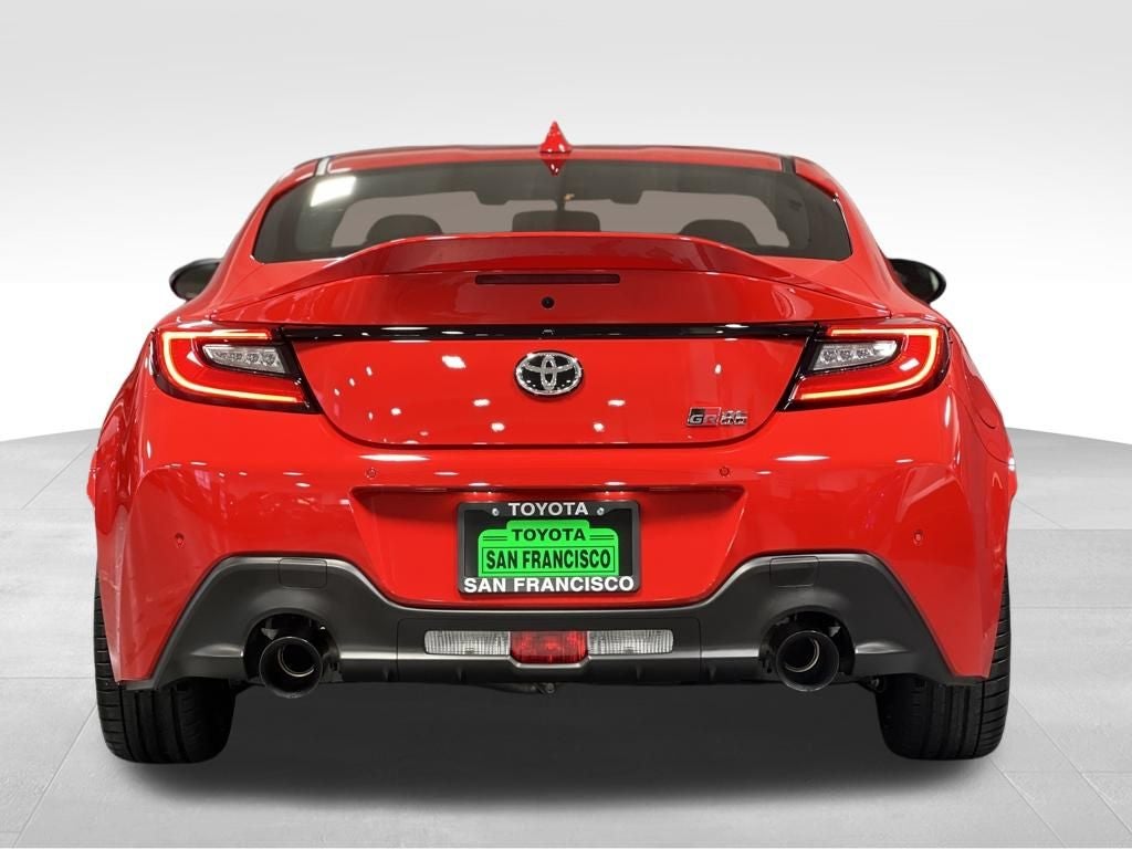 2026 Toyota GR86 Premium AT