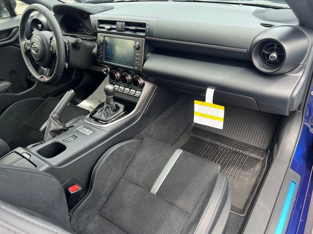 2026 Toyota GR86 Premium AT
