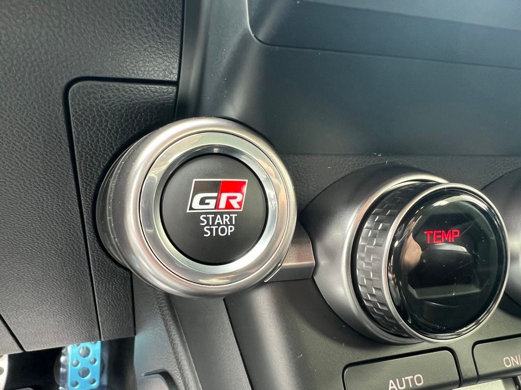 2026 Toyota GR86 Premium AT