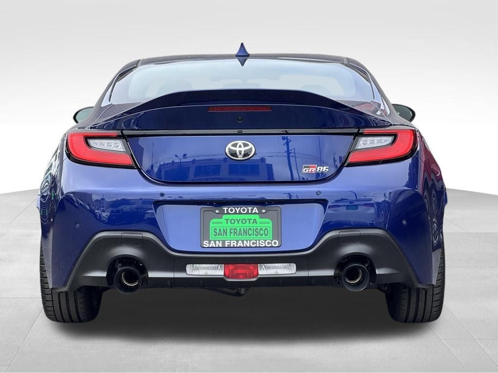 2026 Toyota GR86 Premium AT