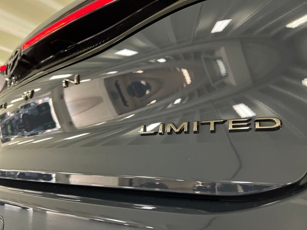 2026 Toyota Toyota Crown Nightshade