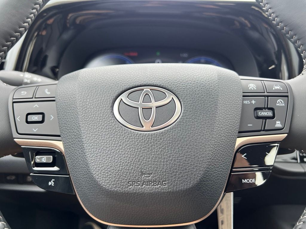 2026 Toyota Toyota Crown Signia Limited