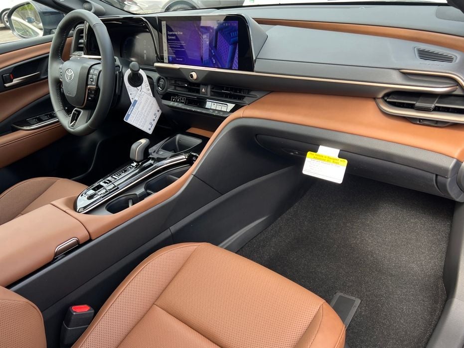 2026 Toyota Toyota Crown Signia Limited