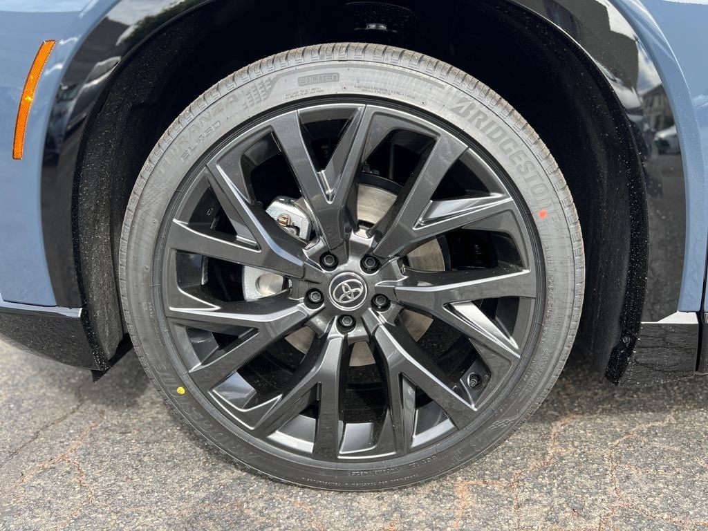 2026 Toyota Toyota Crown Signia Limited