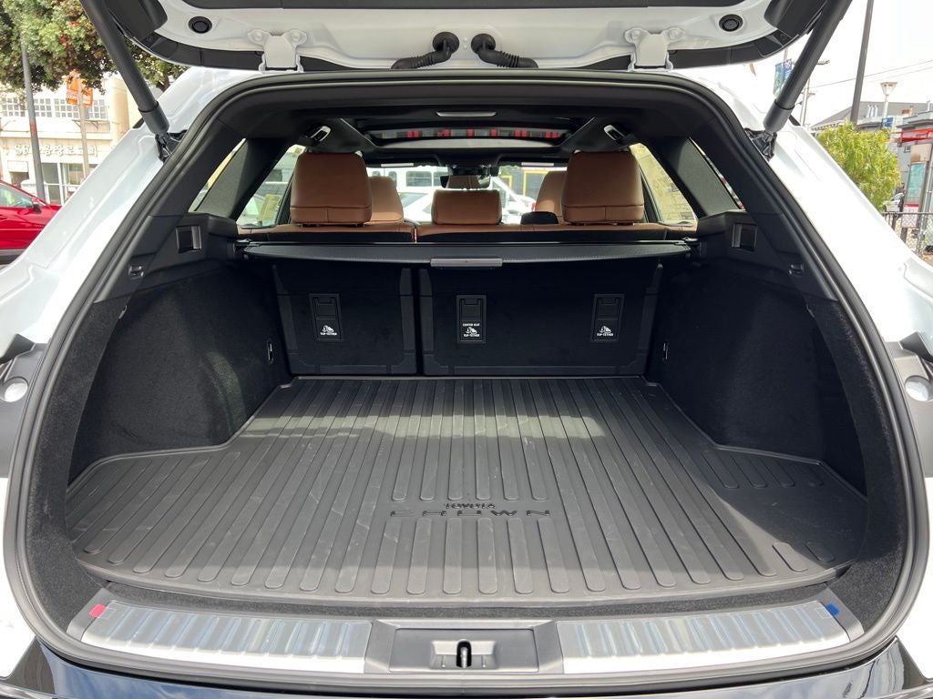 2026 Toyota Toyota Crown Signia Limited