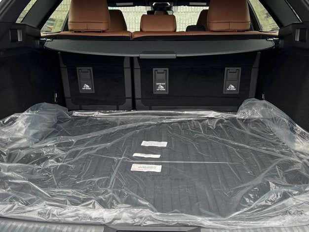 2026 Toyota Toyota Crown Signia XLE
