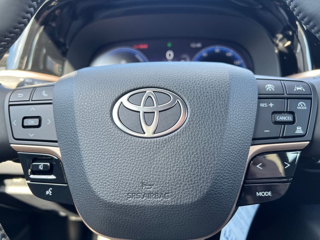 2026 Toyota Toyota Crown Signia XLE