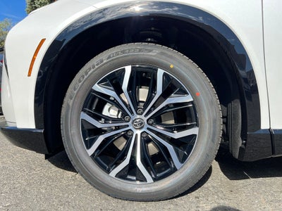 2026 Toyota Toyota Crown Signia XLE