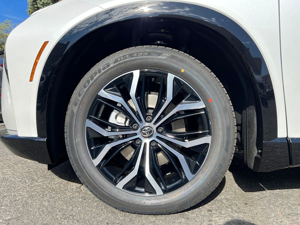 2026 Toyota Toyota Crown Signia XLE