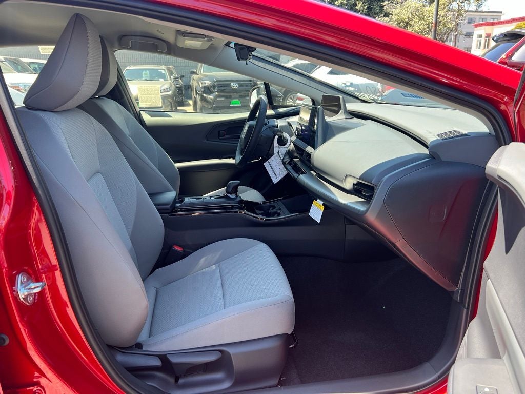 2027 Toyota Prius LE