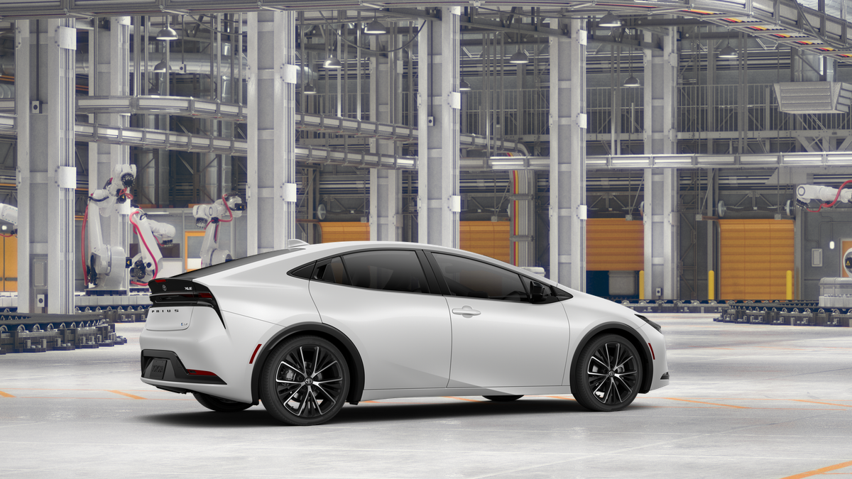 2027 Toyota Prius XLE