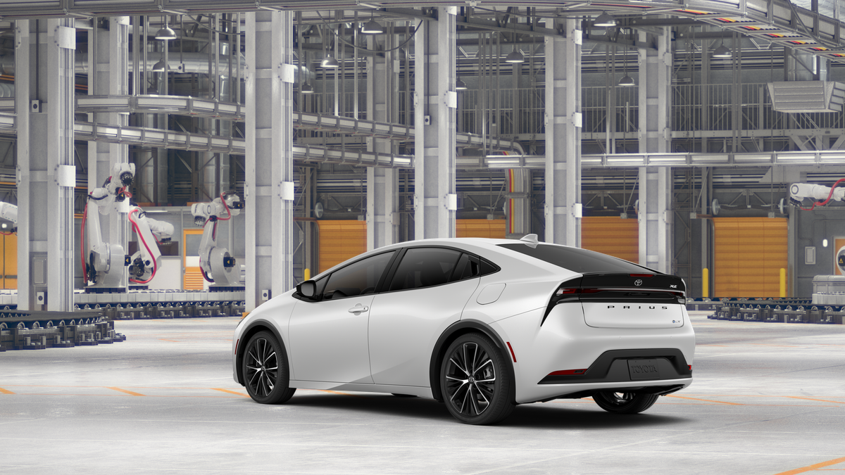 2027 Toyota Prius XLE