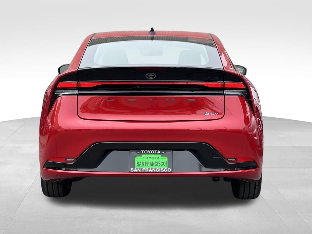2027 Toyota Prius XLE
