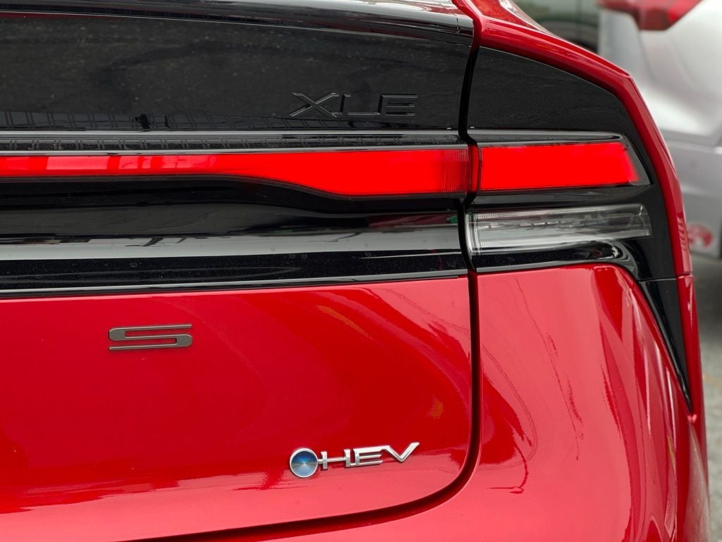 2027 Toyota Prius XLE