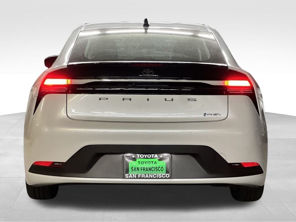 2026 Toyota Prius Plug-in Hybrid SE