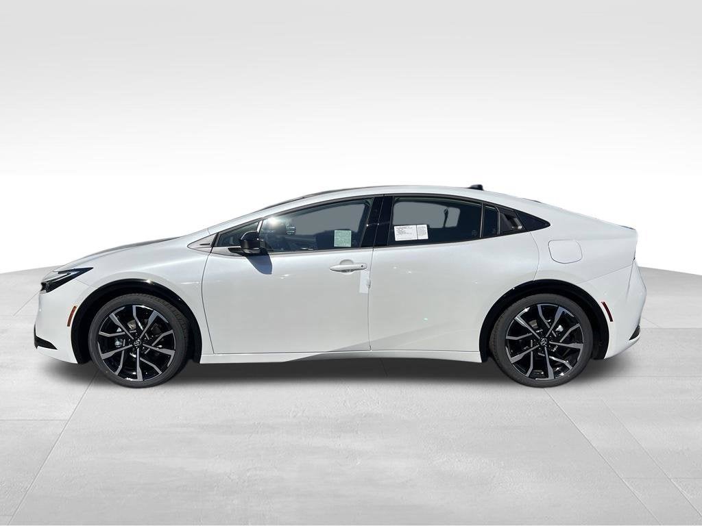 2027 Toyota Prius Plug-in Hybrid XSE Premium