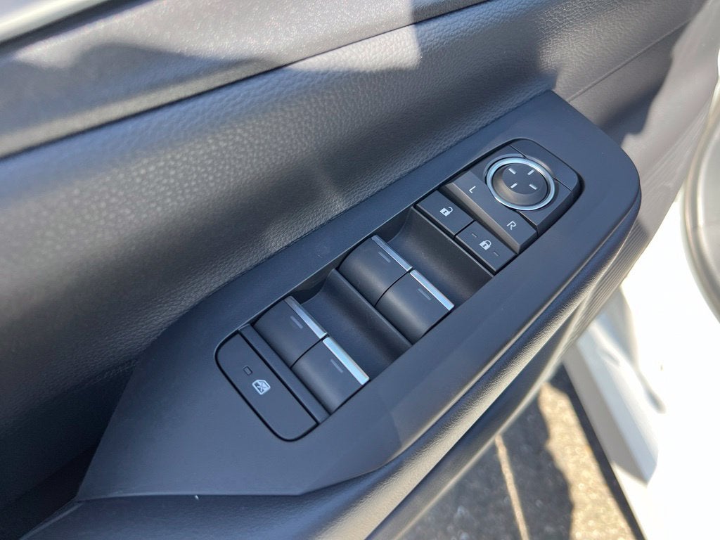 2027 Toyota Prius Plug-in Hybrid XSE Premium
