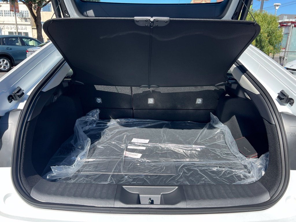 2027 Toyota Prius Plug-in Hybrid XSE Premium