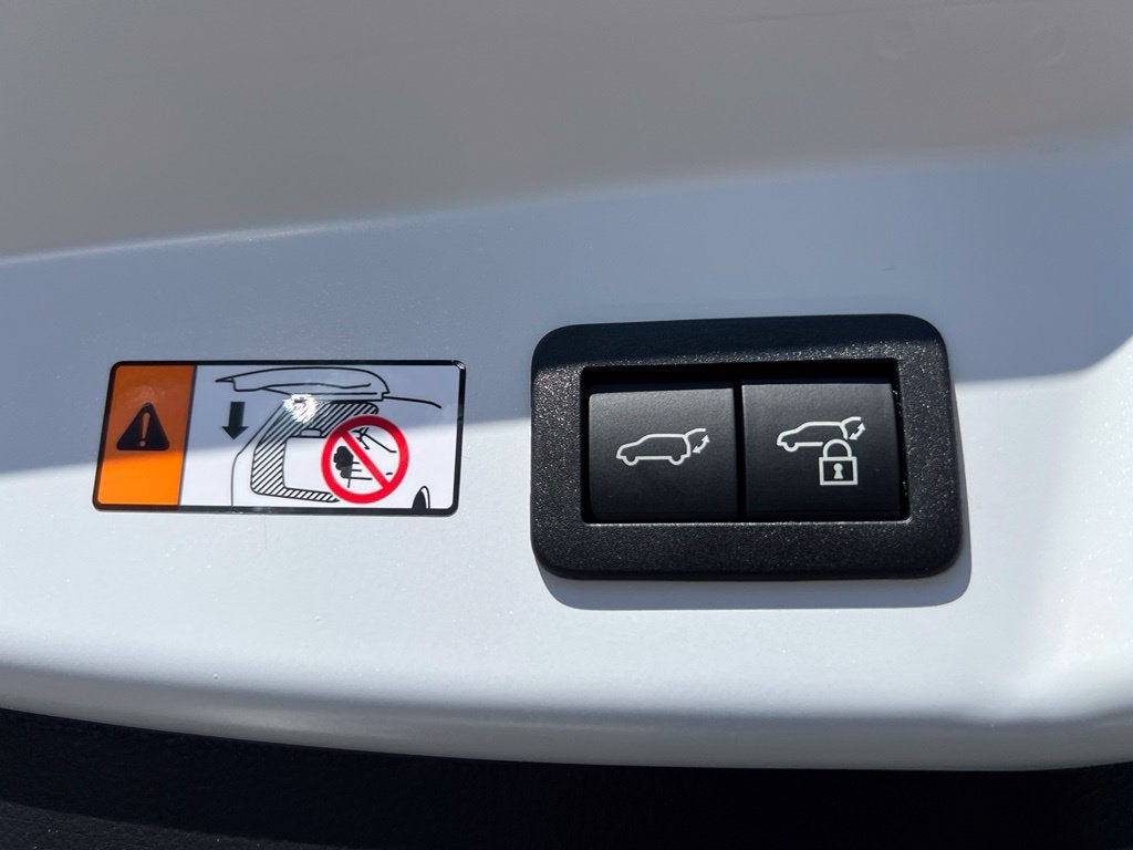 2027 Toyota Prius Plug-in Hybrid XSE Premium
