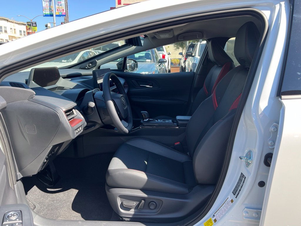 2027 Toyota Prius Plug-in Hybrid XSE Premium