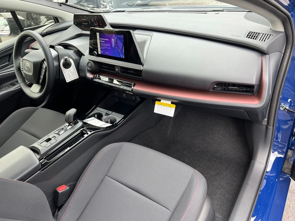 2027 Toyota Prius Plug-in Hybrid SE