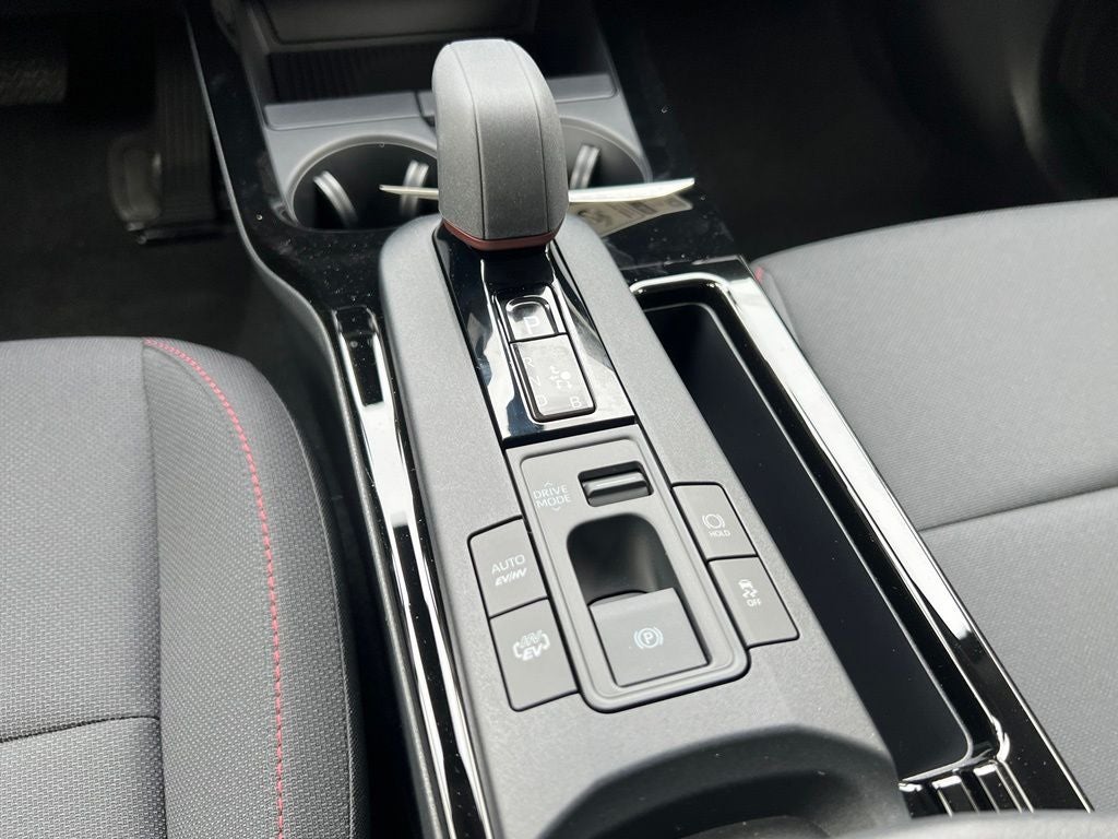 2027 Toyota Prius Plug-in Hybrid SE