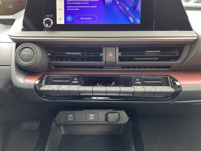 2027 Toyota Prius Plug-in Hybrid SE