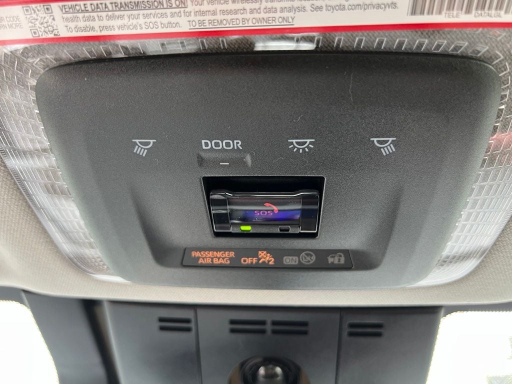 2027 Toyota Prius Plug-in Hybrid SE