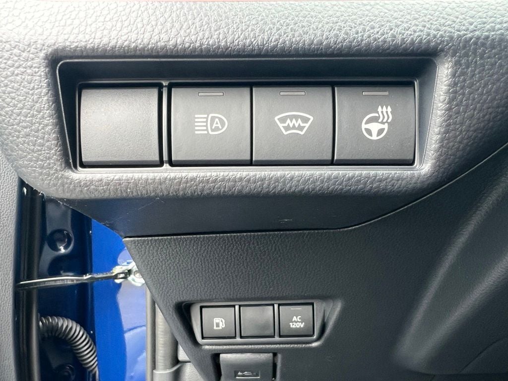 2027 Toyota Prius Plug-in Hybrid SE