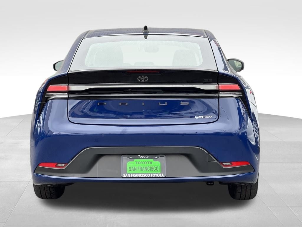 2027 Toyota Prius Plug-in Hybrid SE