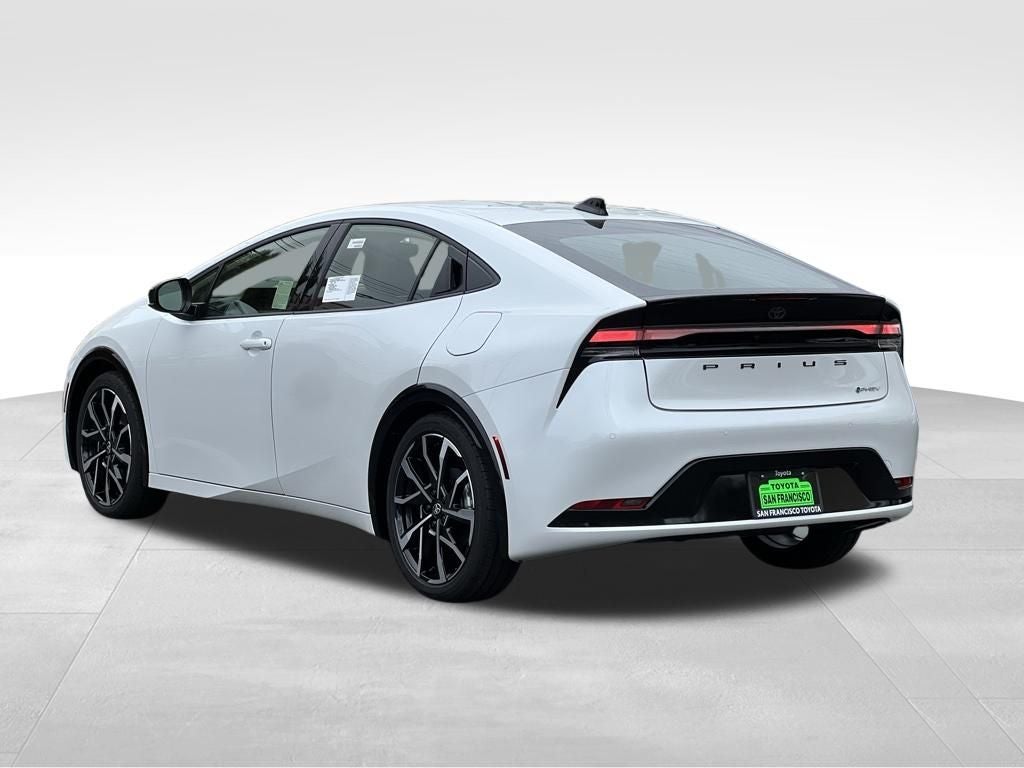 2027 Toyota Prius Plug-in Hybrid XSE