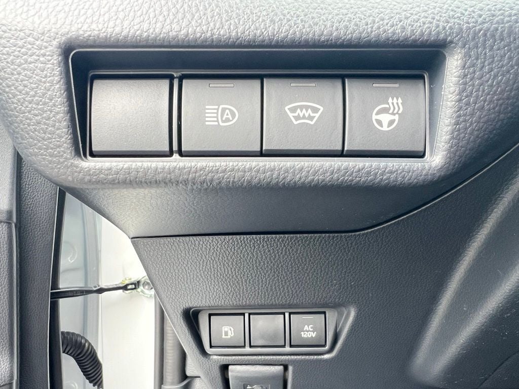 2027 Toyota Prius Plug-in Hybrid XSE