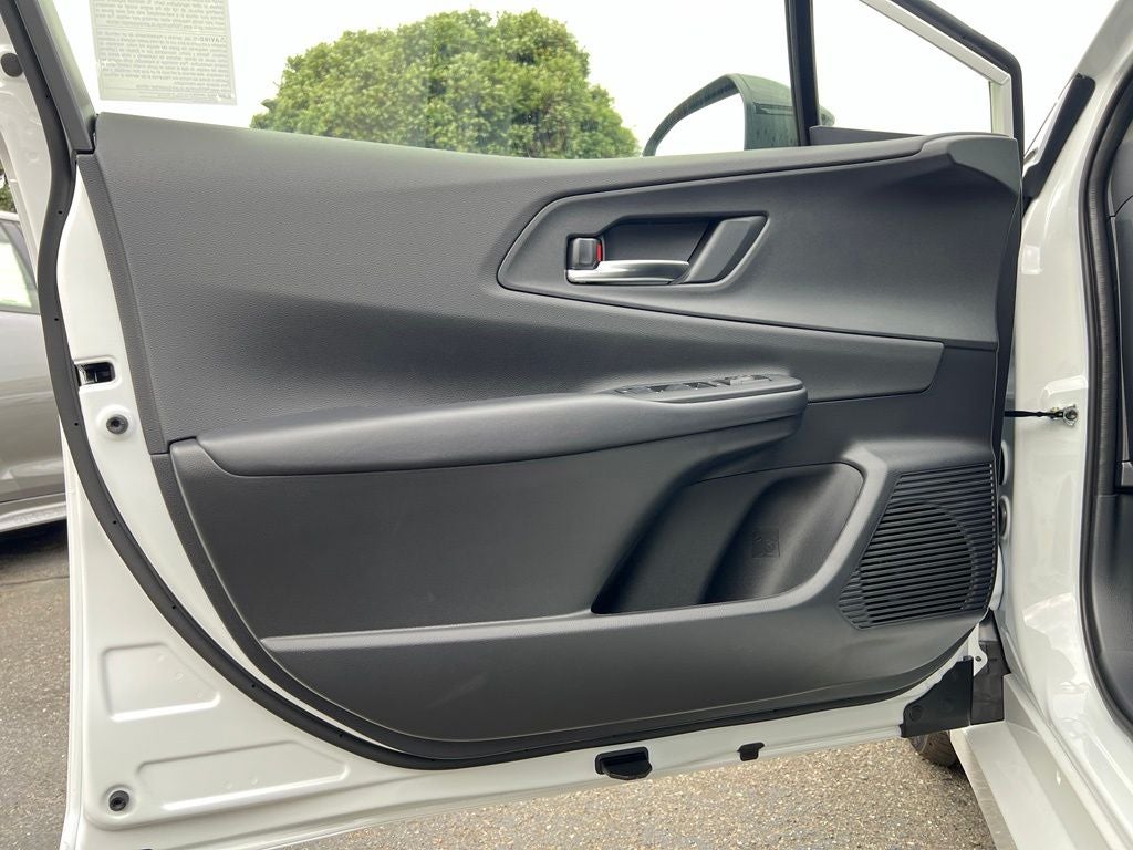 2027 Toyota Prius Plug-in Hybrid XSE