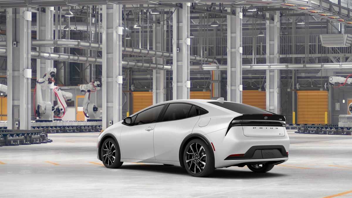 2027 Toyota Prius Plug-in Hybrid XSE