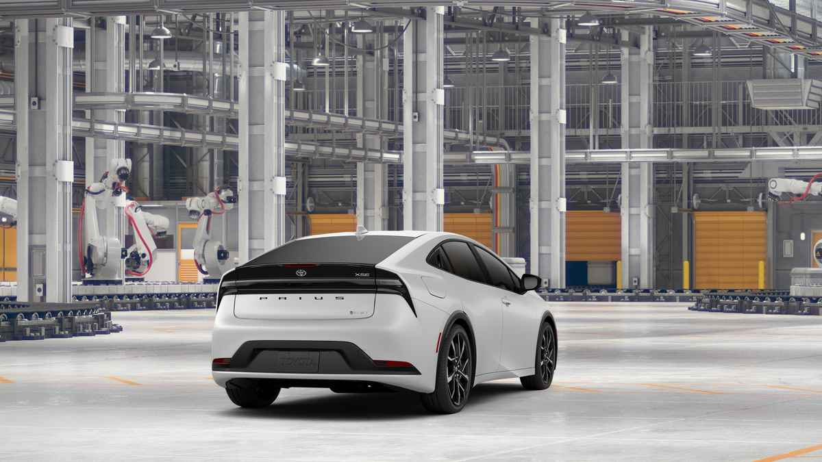 2027 Toyota Prius Plug-in Hybrid XSE