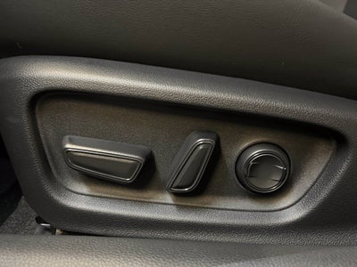 2027 Toyota Prius Plug-in Hybrid XSE Premium