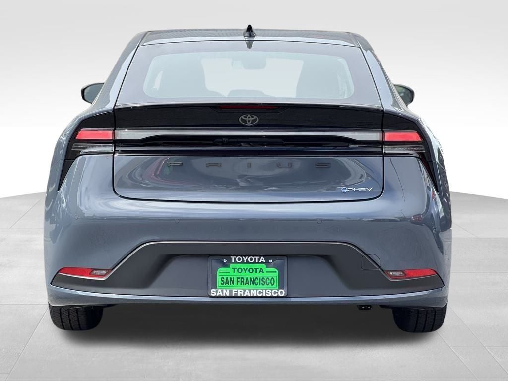 2026 Toyota Prius Plug-in Hybrid SE