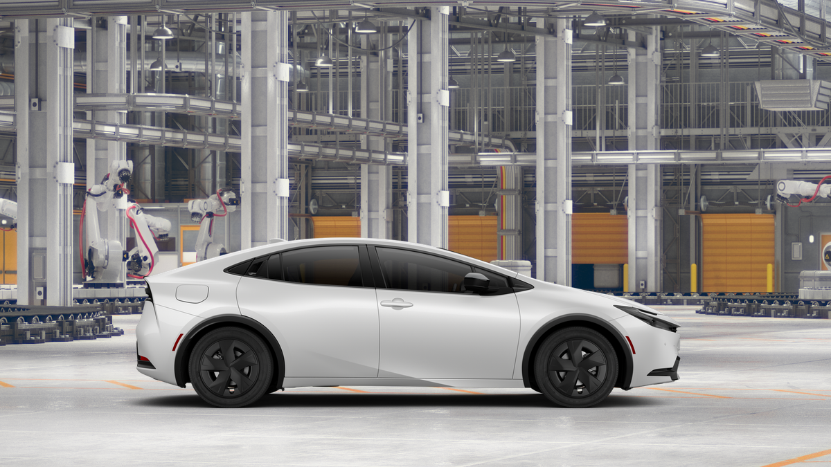 2027 Toyota Prius Plug-in Hybrid SE