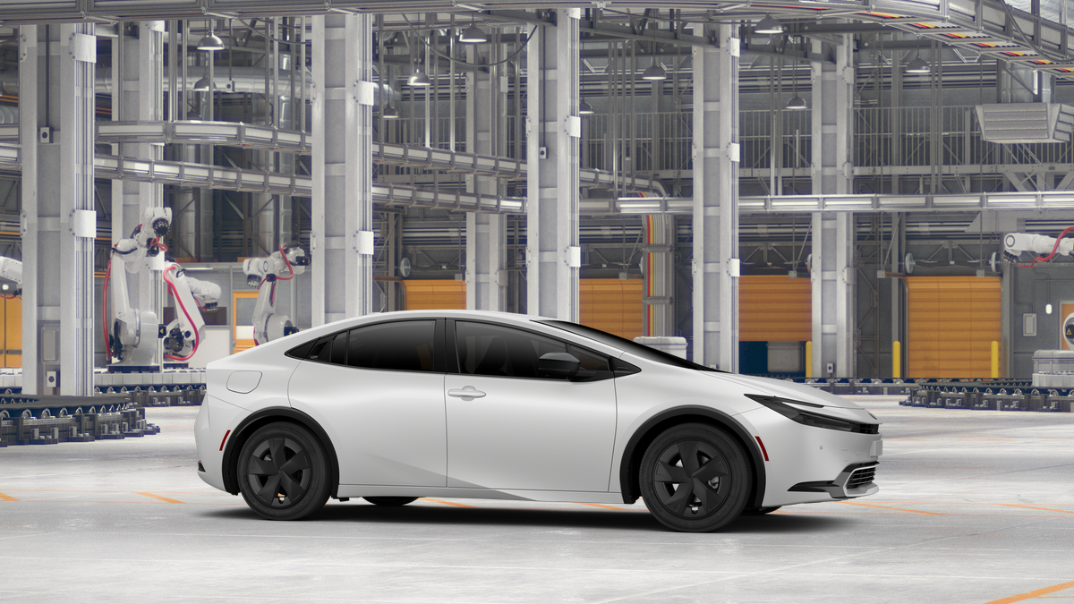 2027 Toyota Prius Plug-in Hybrid SE